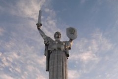 die “eiserne Lady” Denkmal für den Großen Vaterländischen Krieg