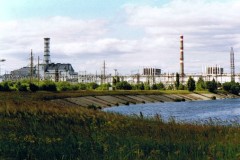 v.r.n.l Blöcke 1, 2, 3 und 4 des Kernkraftwerks, die Blöcke 1 und 2 wurden erst in den 90er Jahren abgeschaltet